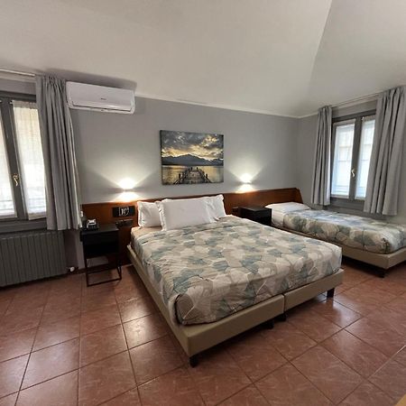 Villa Nasti Hotel Ristorante Canzo Bagian luar foto