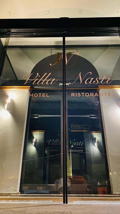 Villa Nasti Hotel Ristorante Canzo Bagian luar foto
