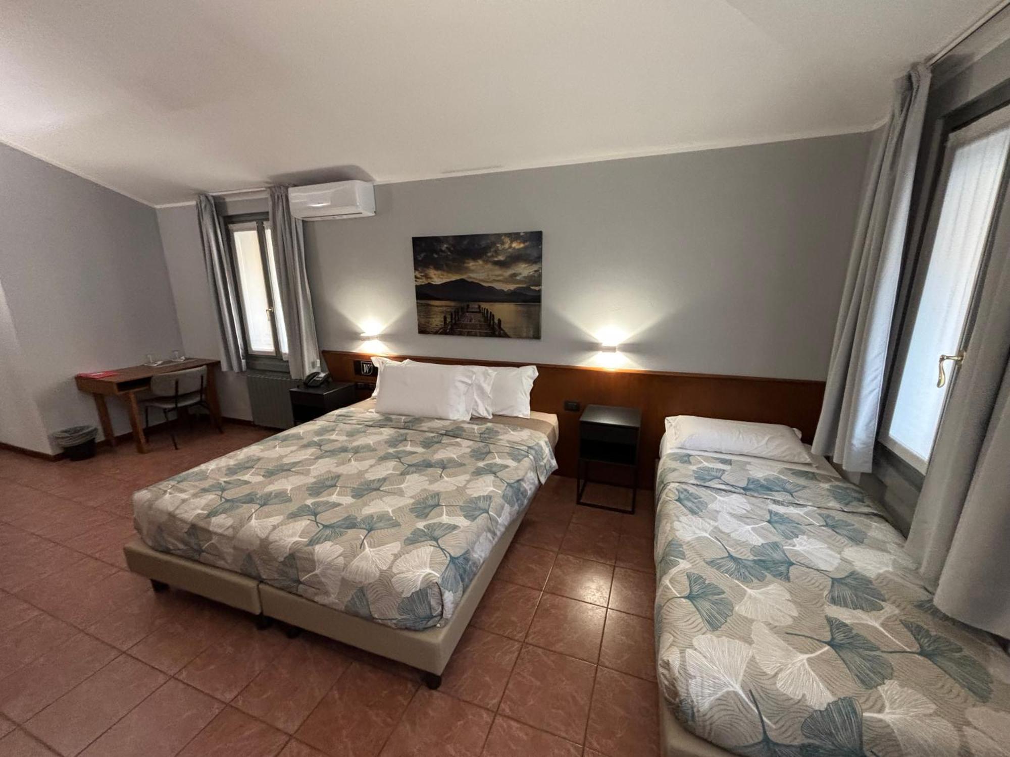 Villa Nasti Hotel Ristorante Canzo Bagian luar foto